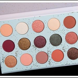 ✨Colourpop All I See Is Magic Eyeshadow Palette✨